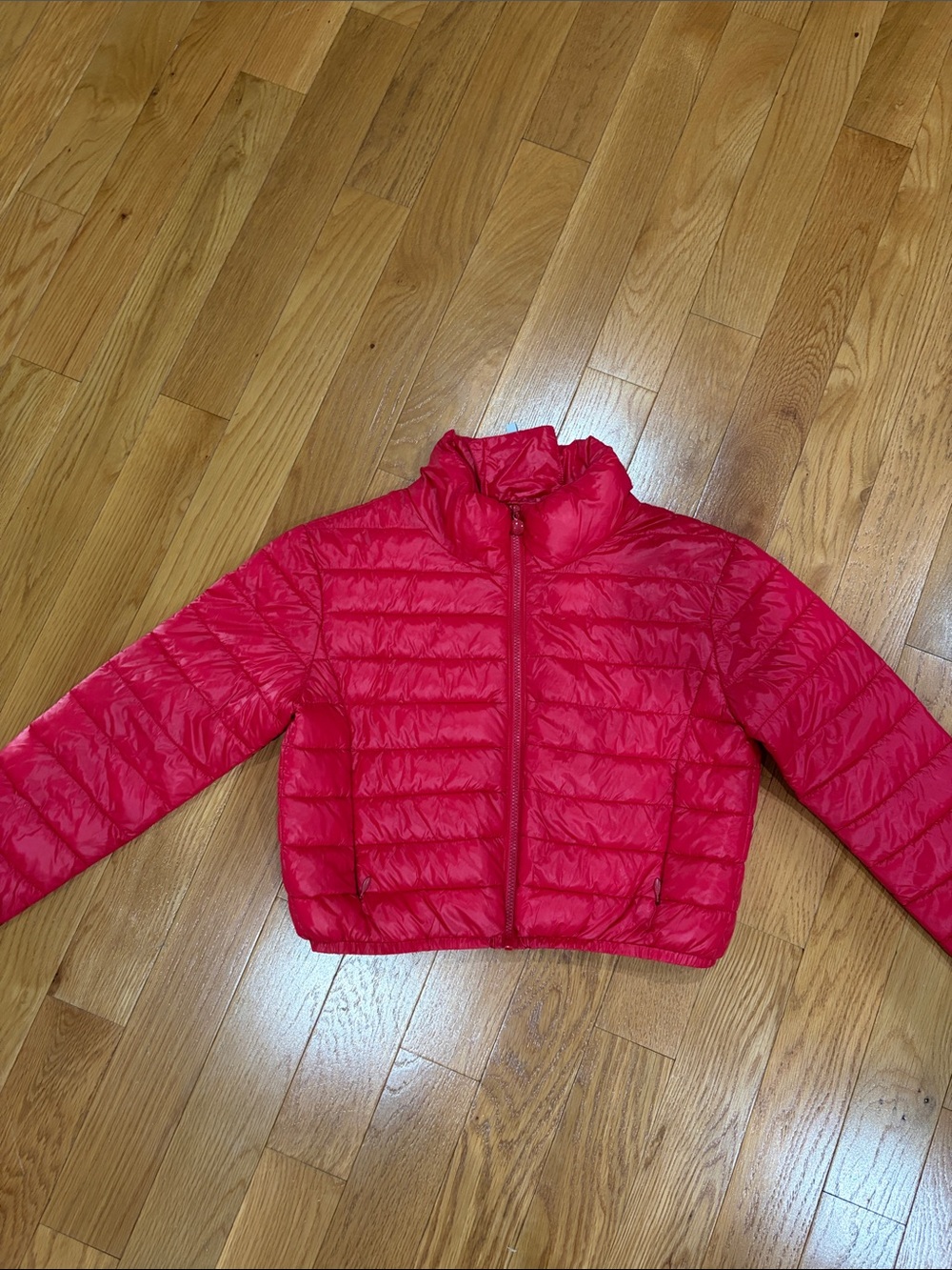 Red cropped puffer coat